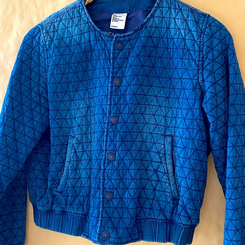 Denim jacket 
Used
Size 6
Short
H&M